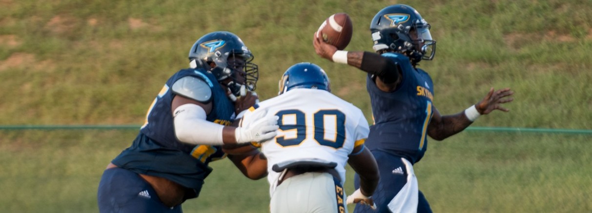Football: Point Stuns Pikeville with Fourth-Quarter Comeback, 34-31