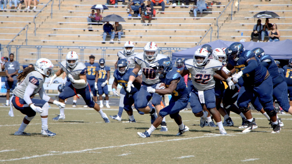 Point Football Scores with 5 Seconds Left in 21-17 Win at St. Andrews
