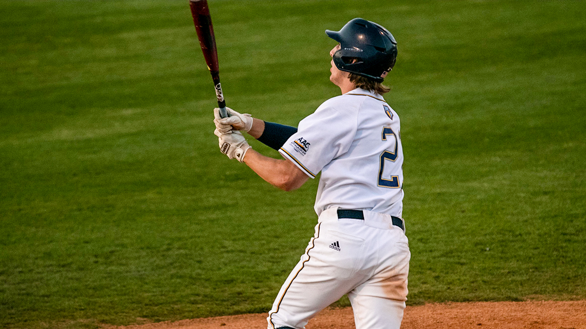 Baseball splits with CIU to close regular season play