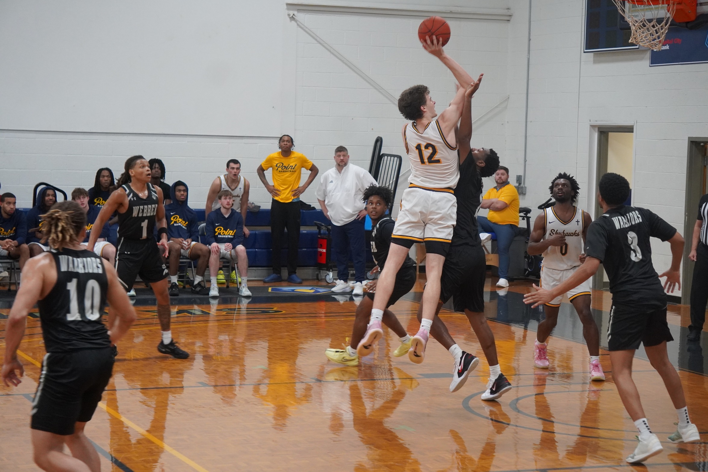 Men's Basketball Comes Up Short at Mobile