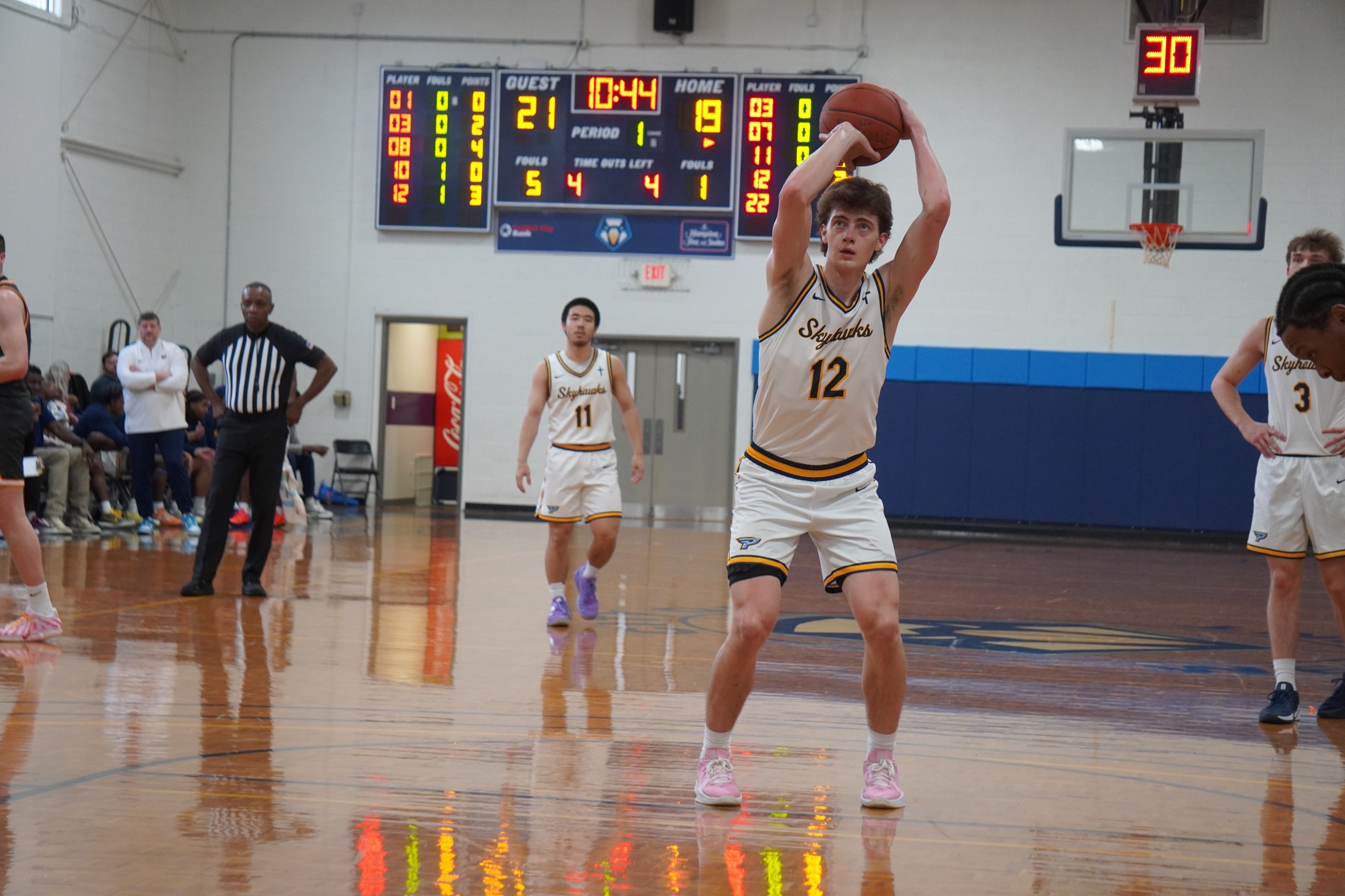 Men's Basketball Falls In Final Regular Season Contest