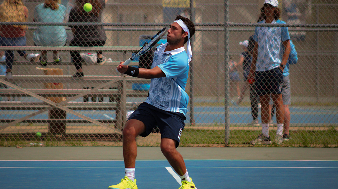 No. 19 men&rsquo;s tennis falls in tight battle with The Citadel