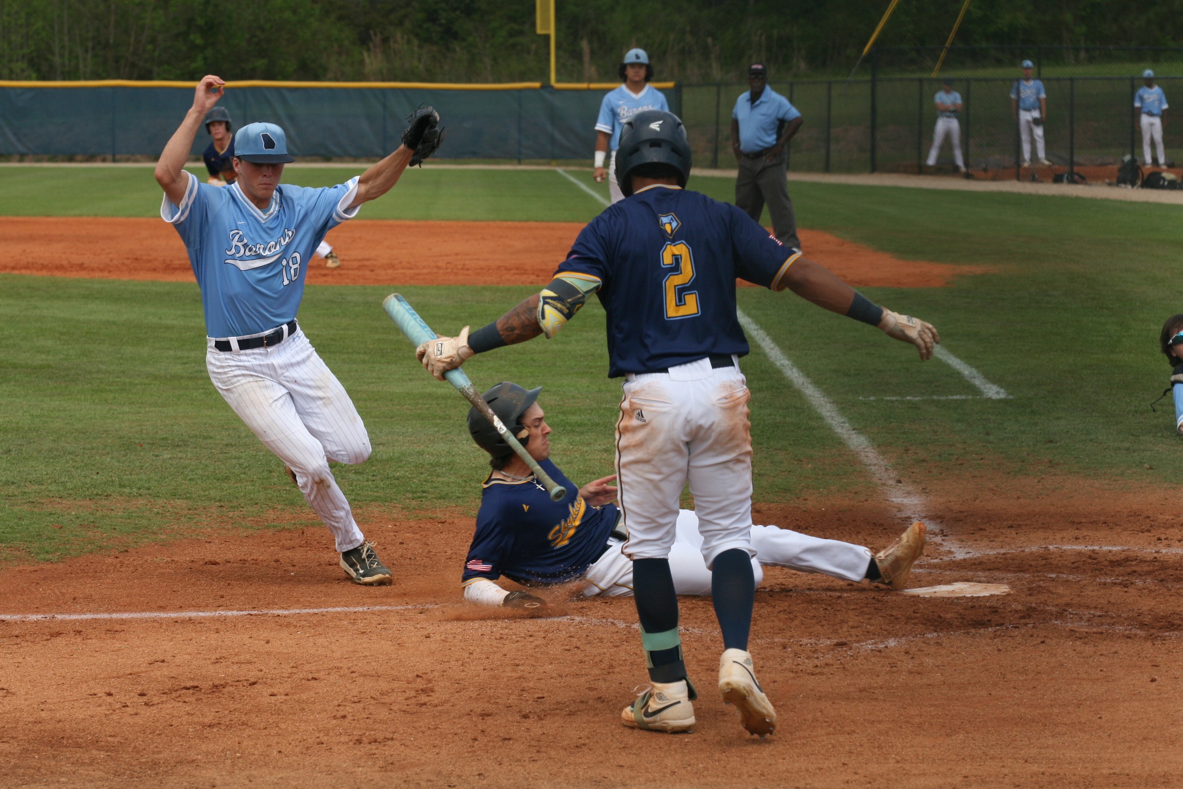 Skyhawks Clipped by ABAC 5-2 and 9-7 in Doubleheader