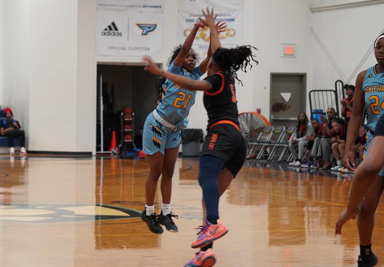 Point University Skyhawks Narrowly Fall to Brewton-Parker Barons in Tense Conference Game